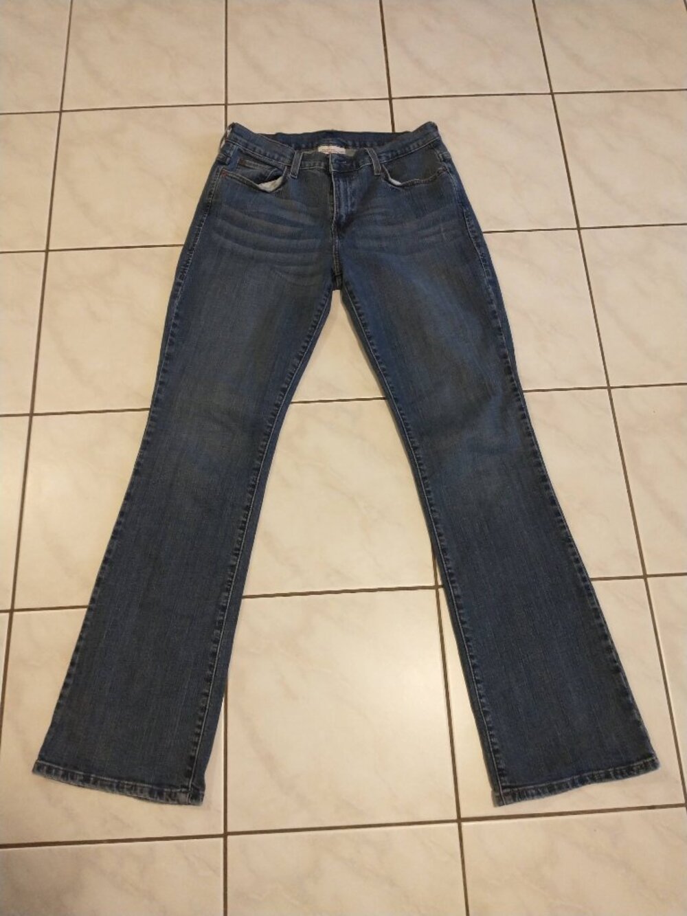 Levi’s 515 Mid Rise Bootcut Jeans – W30 L33